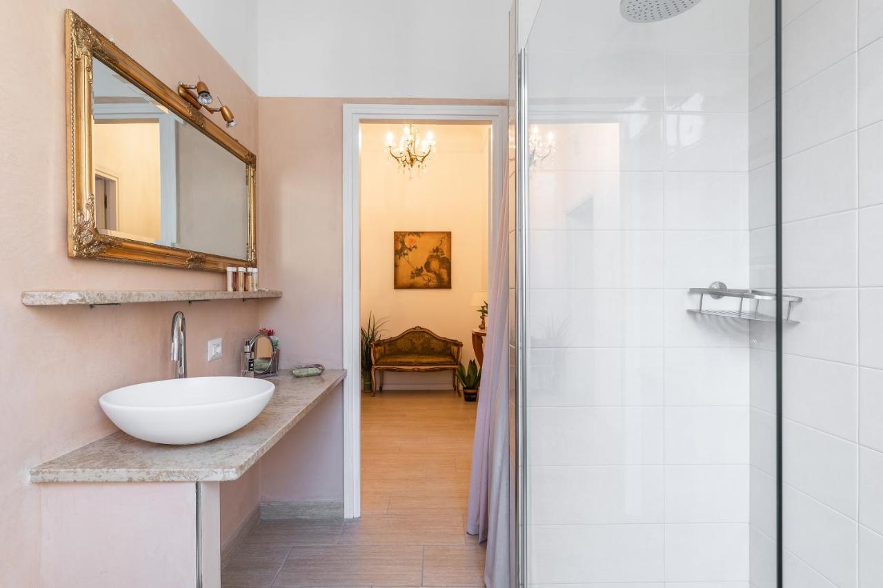 West Park Suite With Parking By Holiday Solutions Como Ngoại thất bức ảnh
